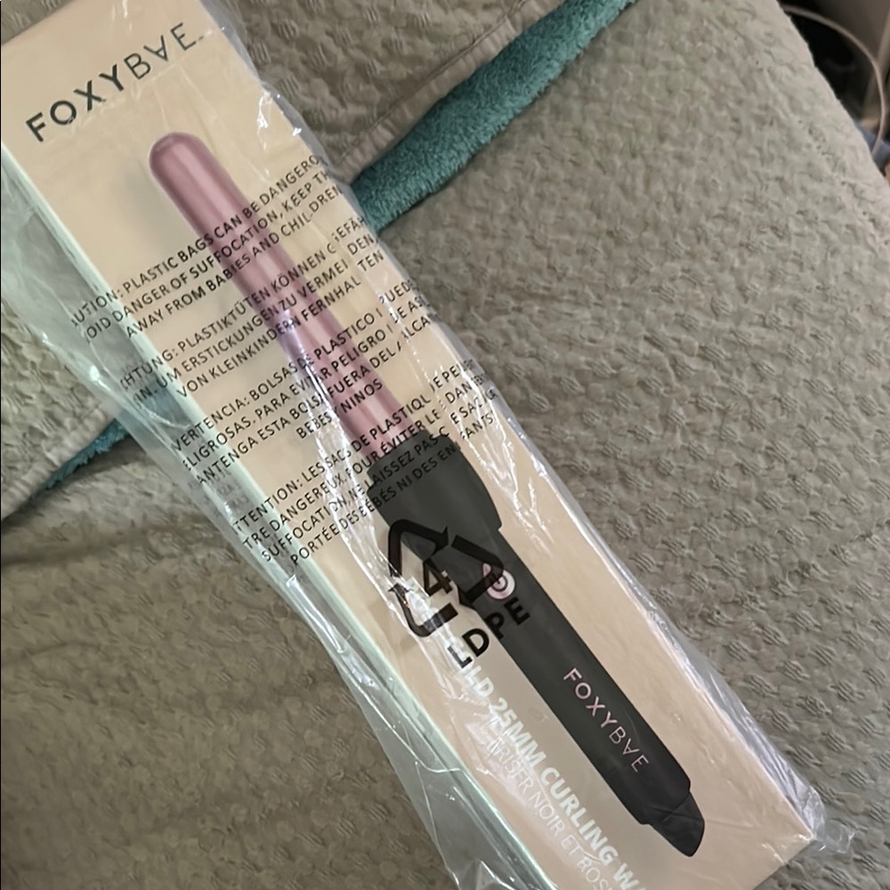 FoxyBae rose gold Curling Wand 25mm